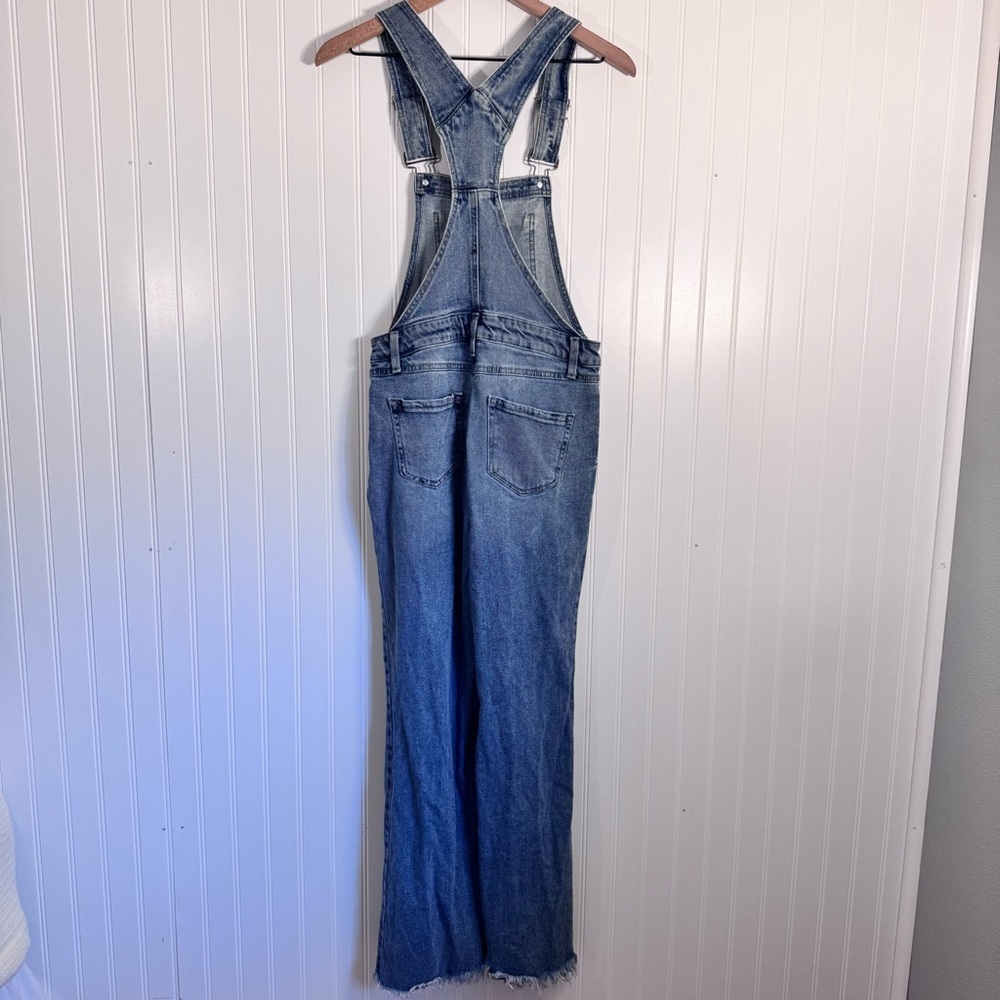Happily Grey Overalls Medium Wash Denim Raw Hem Women’s Size 1/25 30” Inseam - Picture 6 of 13